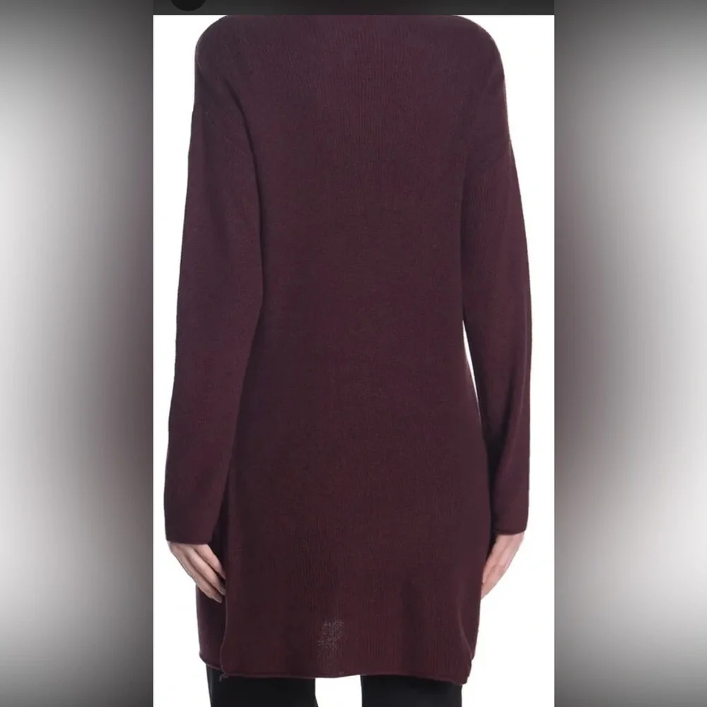 T Tahari Burgundy Cardigan open front 6% cashmere woman’s size large